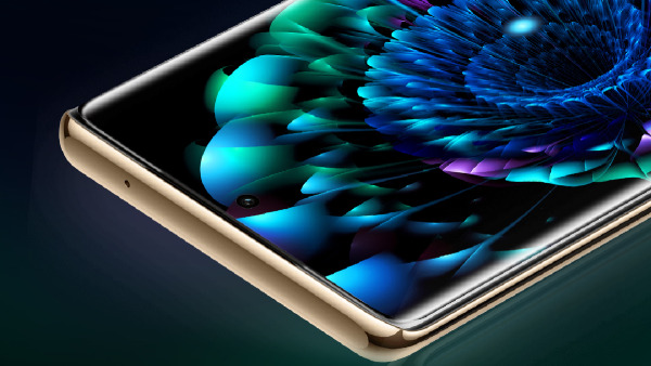 ഇരട്ടകളാ... രണ്ട് ക്യാമറയുള്ളവൻ 'സിംപിളൻ', മൂന്ന് ക്യാമറയുള്ളവൻ പ്രോ!